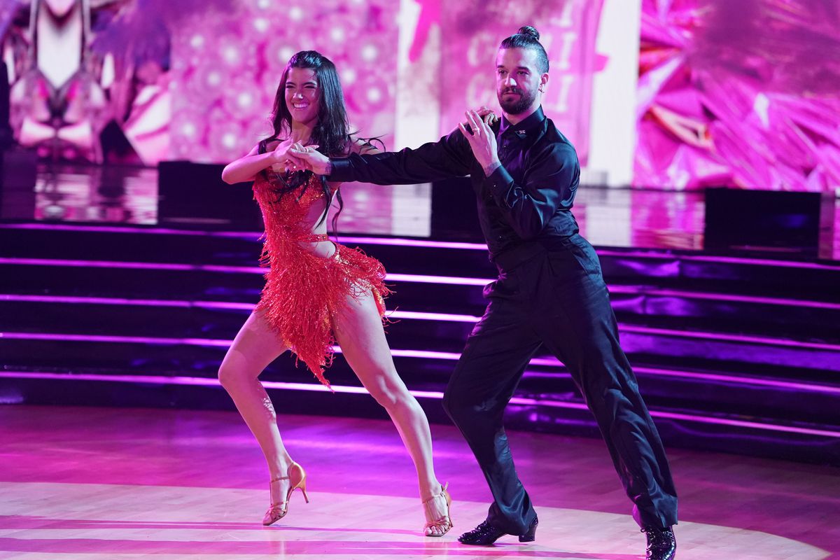 TikTokkerin Charli D'Amelio tritt bei »Dancing with the Stars« gegen Anfänger an