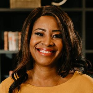 Dr. Chinwé Williams