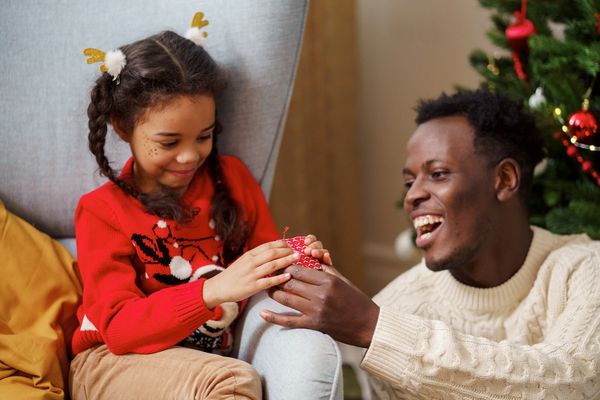 Fertige, kurze Andacht mit Alltagsgegenstand »Weihnachtsgeschenk«